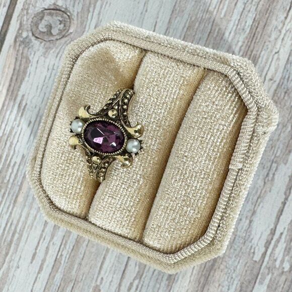 Vtg Avon Queensbury Purple Faux Amethyst Ring Victorian Revival Size 5-6.5 - Picture 4 of 14